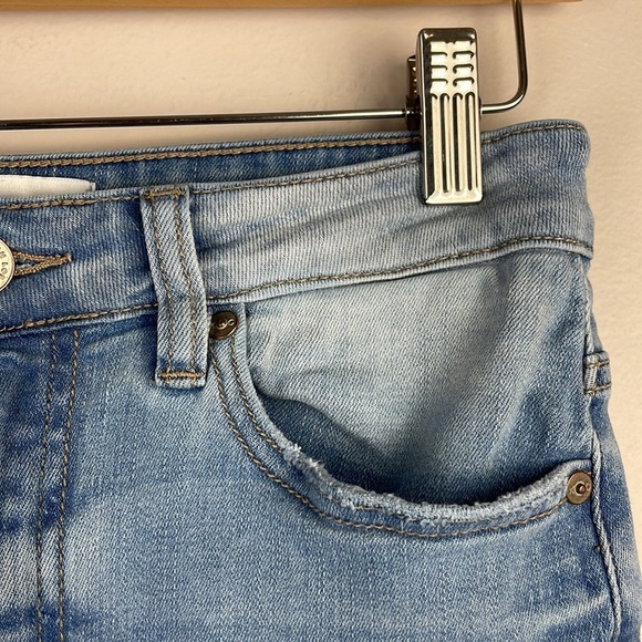 KanCan Jeans Denim SZ 7/27 Light Wash Distressed Stretch Mid Rise - Picture 6 of 12